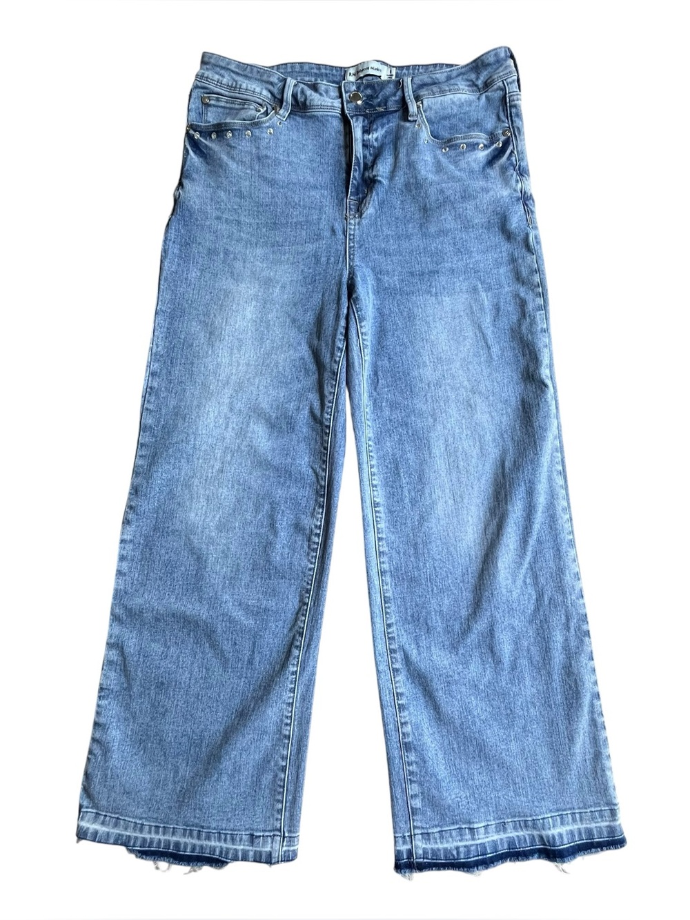 Rebecca Minkoff Studded Wide Leg Cropped Jeans Size 8 Raw Hem Light Wash